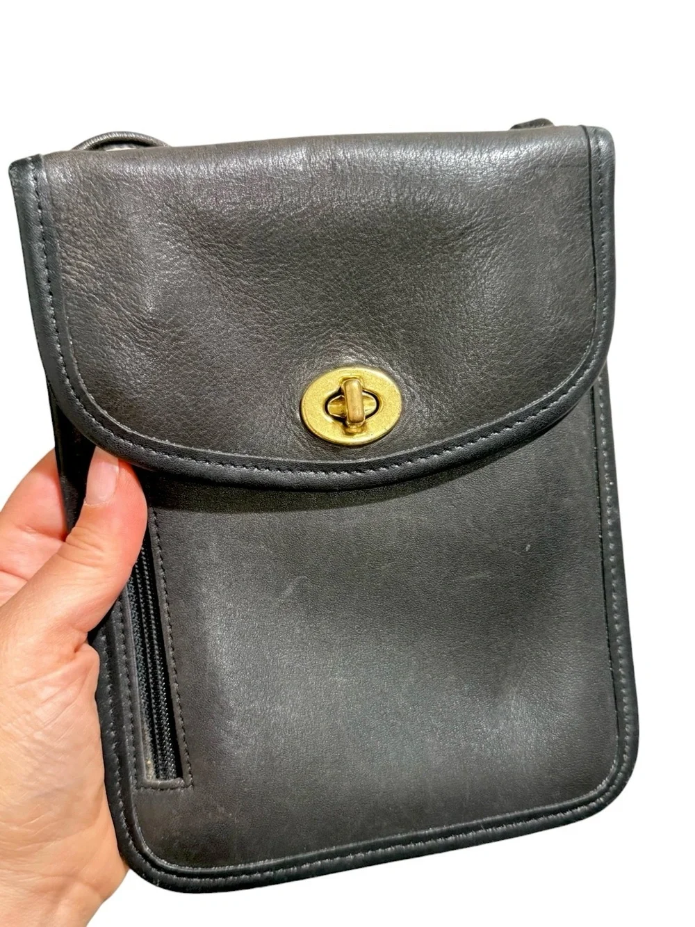 Vintage Coach 6908 Tourist Pouch Turn Lock Crossbody Bag RARE!